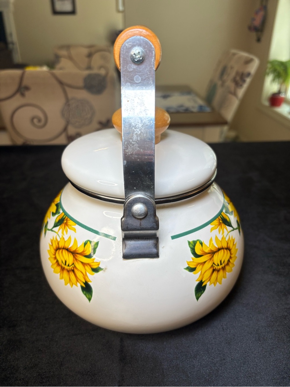 Vintage Teapot Classic White Enamel Body/ Vibrant Sunflower Design - Picture 5 of 9